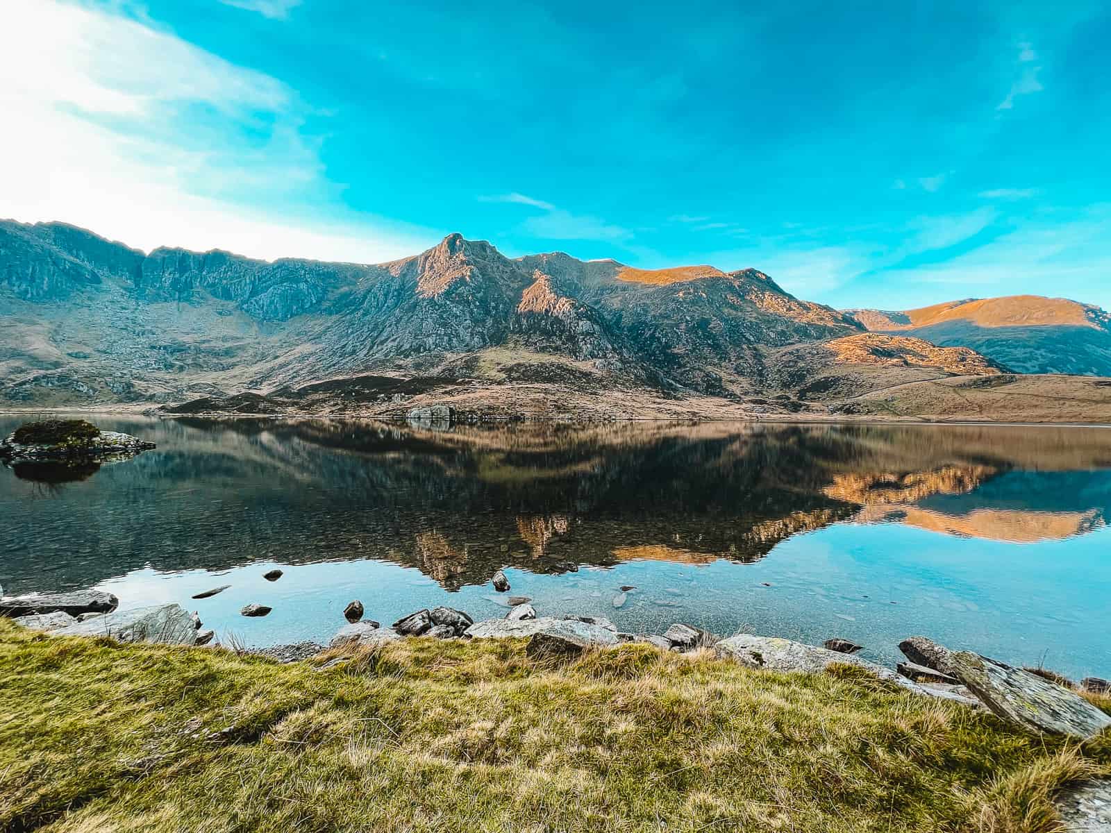 Cwm Idwal Walk Snowdonia National Park