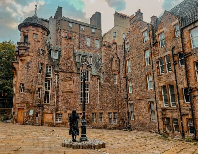 Writer's Close Edinburgh Lady Stair's Close