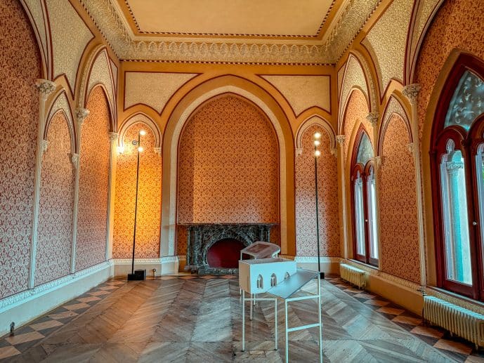 Monserrate Palace dining room 