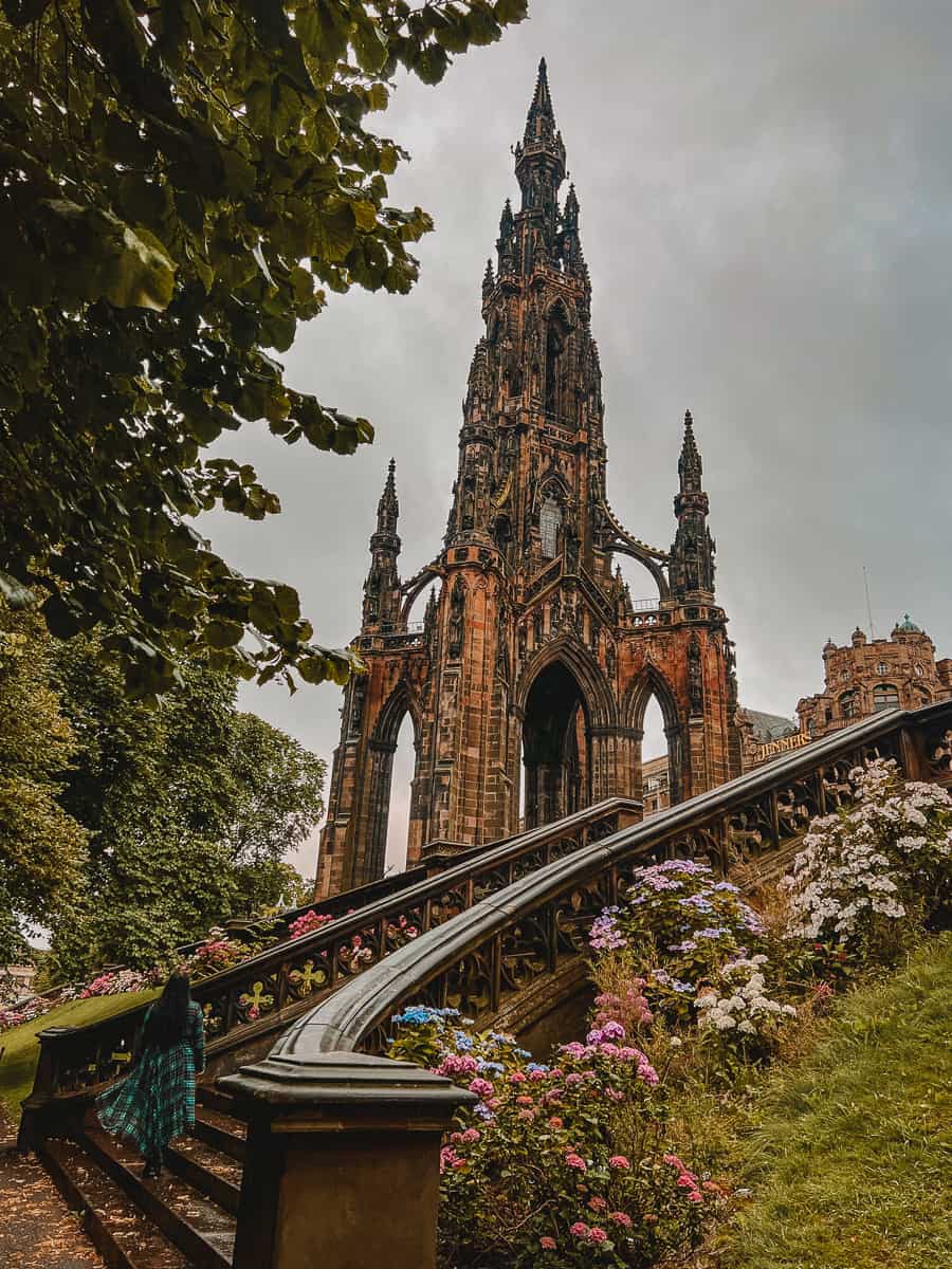 Scott Monument