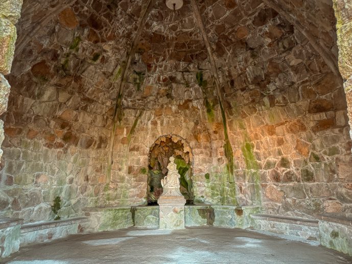 Leda's Cave Quinta de Regaleira